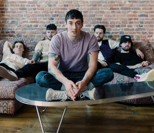 Trash Boat: Alle Videos im Überblick Trash Boat