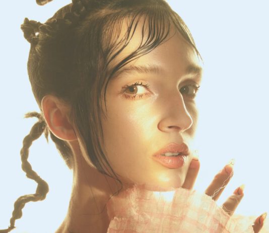 Neue Single von Poppy mit Deafheaven-Frontmann George Clarke Poppy News