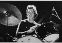 Charlie Watts: Der Rolling-Stones-Schlagzeuger ist verstorben Charlie Watts, der Schlagzeuger der Rolling Stones, ist gestorben