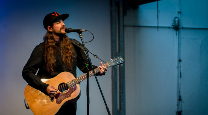 Jared Hart Bei Chez Heinz