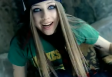 Avril Lavigne: Hit-Single „Sk8ter Boi“ soll verfilmt werden Avril Lavigne - Sk8ter Boi