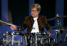 Oma covert „What’s My Age Again?“ von Blink-182 und fordert zum Drum-Battle The Godmother of Drumming Plays "What's My Age Again?"