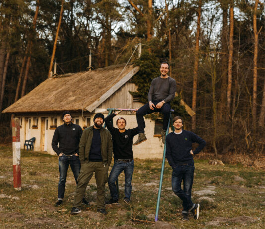 Feine Sahne Fischfilet sind jetzt zu fünft & arbeiten an neuer Musik Feine Sahne Fischfilet