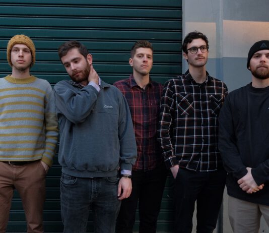 Track By Track: Amalia Bloom – Picturesque Amalia Bloom