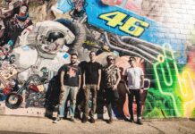 Ways Away stellen den gitarrenlastigen Song „(I’m Not) Laughing With You“ vor Ways Away