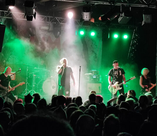 Slime und Abfluss live in Hannover