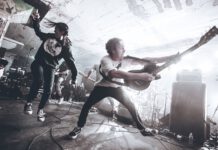 Initiate präsentieren neuen Song „Alone at the Bottom“