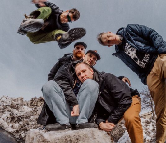 Drug Church teilen neuen Song „Myopic“ Drug Church