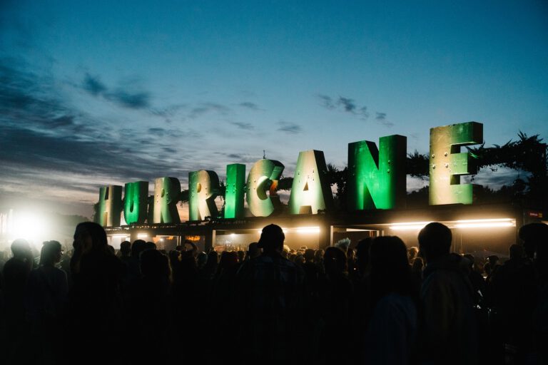 Neue Bands für das Hurricane und Southside Festival
