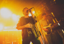 Rou Reynolds von Enter Shikari im Interview Enter Shikari live am 05. April 2023 im Knust in Hamburg