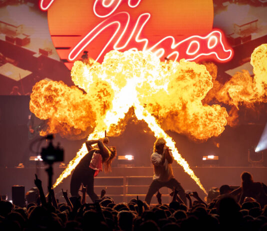 Electric Callboy, Blind Channel und Future Palace live in Hamburg Electric Callboy live am 20.04.2023 in der Barclays Arena in Hamburg