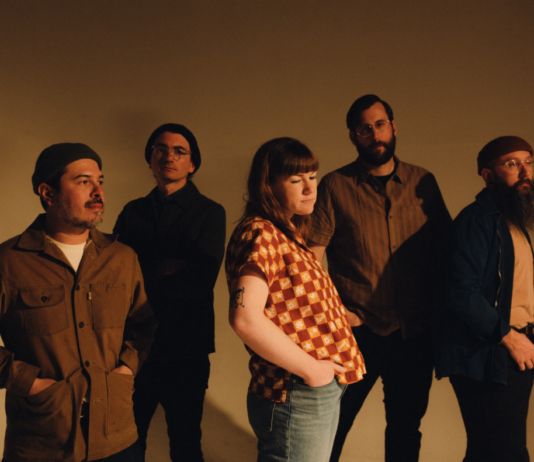 Spanish Love Songs teilen ihre neue Single „Pendulum“ Spanish Love Songs