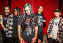 Vulvodynia schmeißen Sänger nach Schlägerei raus