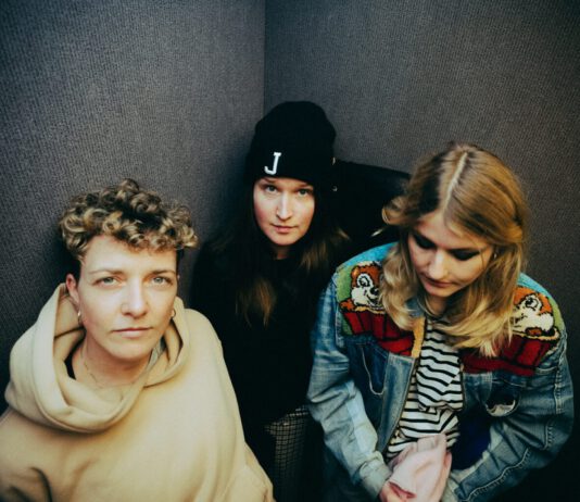 Wenn einer lügt dann wir im Interview Wenn einer lügt dann wir