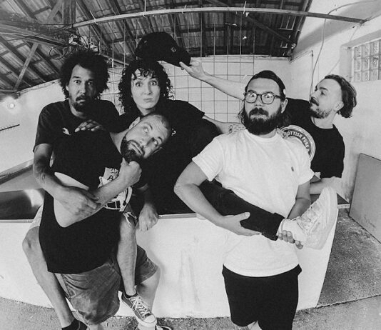 Melonball kündigen Akustik-EP „eup-nea“ an