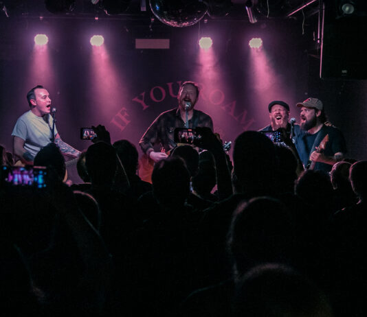 Northcote, Chris Cresswell und Matze Rossi live in Hannover