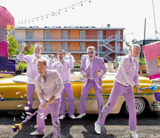 Me First And The Gimme Gimmes covern Olivia Rodrigo Me First and the Gimme Gimmes
