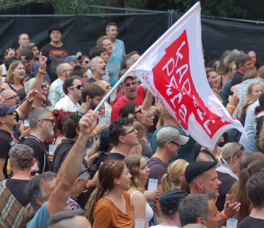 Musik, Sonne & Seifenblasen: So war das Fährmannsfest 2024 in Hannover