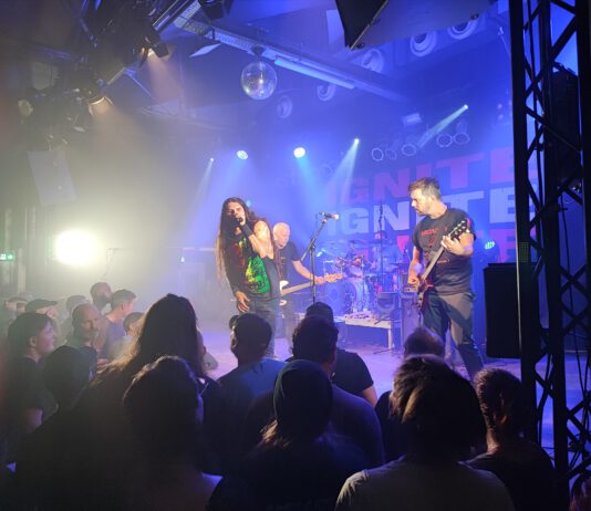 Ignite und Bokassa live in Hannover, Musikzentrum