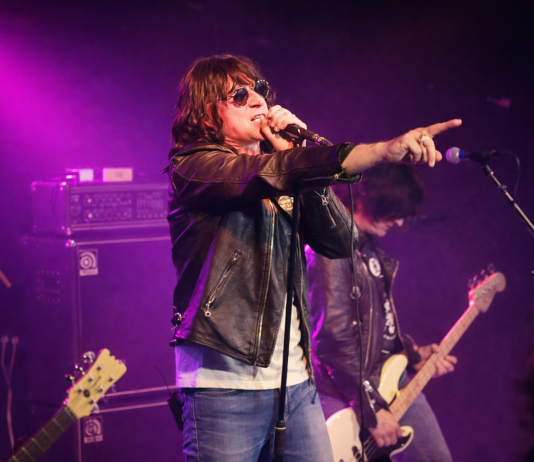 Melones und Tics in Hannover, Lux Club