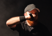 Hatebreed und Thrown in Exile in Hannover, 60er Jahre Halle Faust