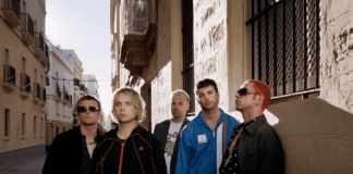 Fontaines D.C. veröffentlichen neues Album „Dopamine Chamber“ und Musikvideo zu „Japan“ Radikaler Richtungswechsel: Fontaines D.C. bringen „Dopamine Chamber“ heraus und droppen Clip zu „Japan“
